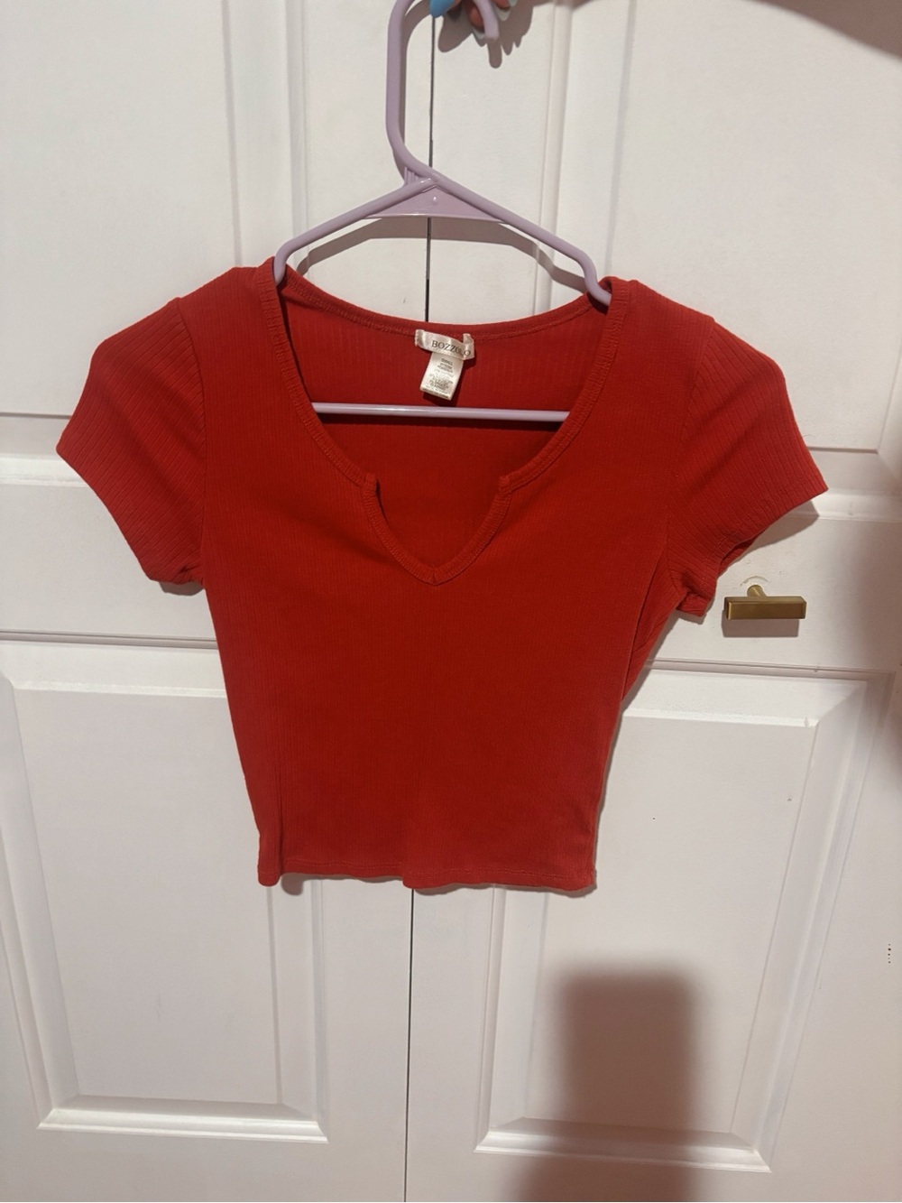 Bozzolo Red Ribbed V-Notch Crop Top